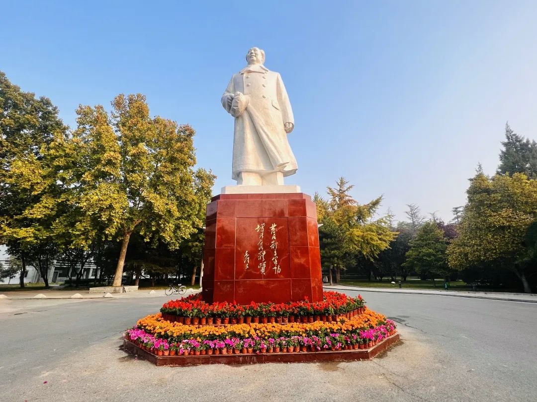 9b354883675040c7af8fbfb69d64fa6d.jpg 9b354883675040c7af8fbfb69d64fa6d.jpg