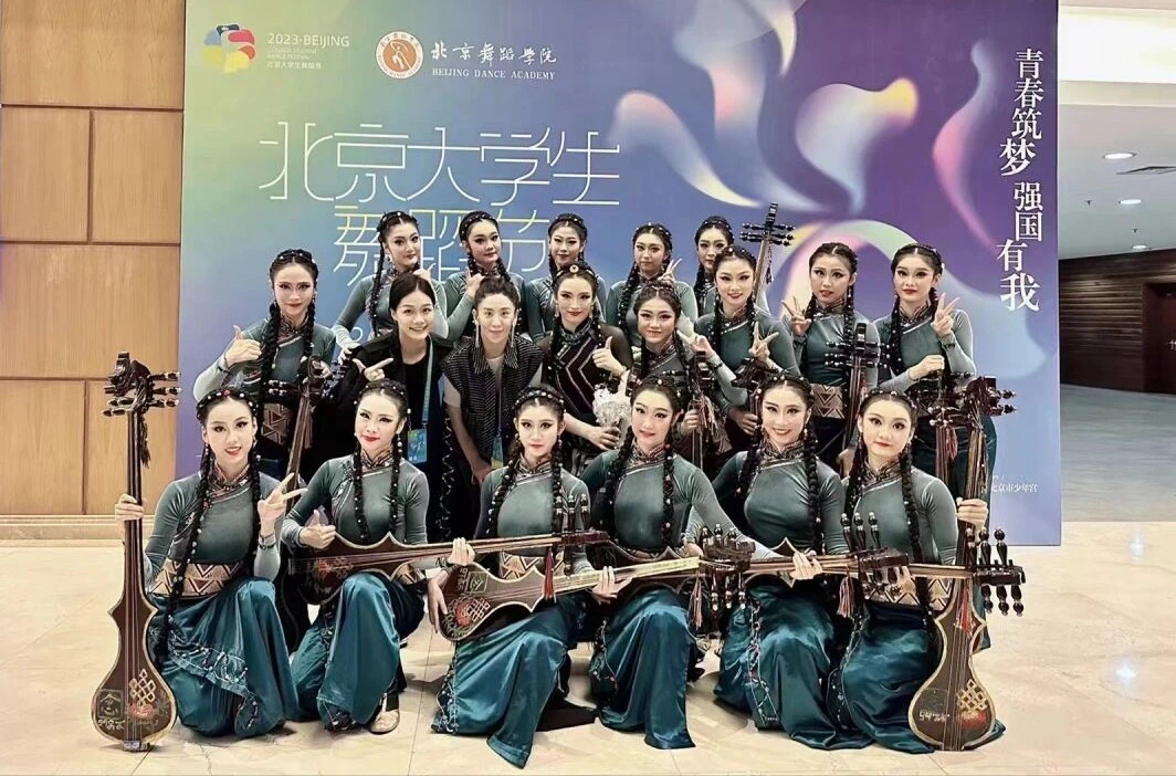 344bb4a744fb452b83ee37bd0d1c6074.png 344bb4a744fb452b83ee37bd0d1c6074.png