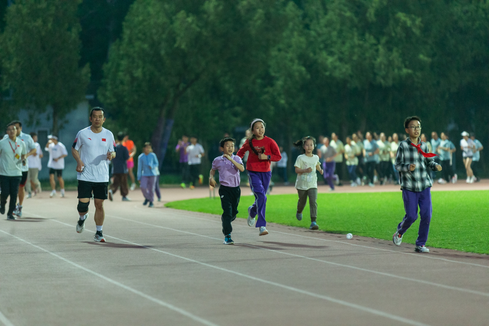 efdfe1ef592f442e934c82ae2f737a39.jpg efdfe1ef592f442e934c82ae2f737a39.jpg